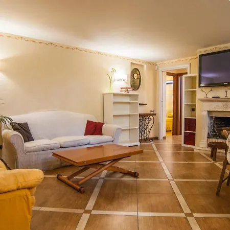 Rossellini House Apartment *